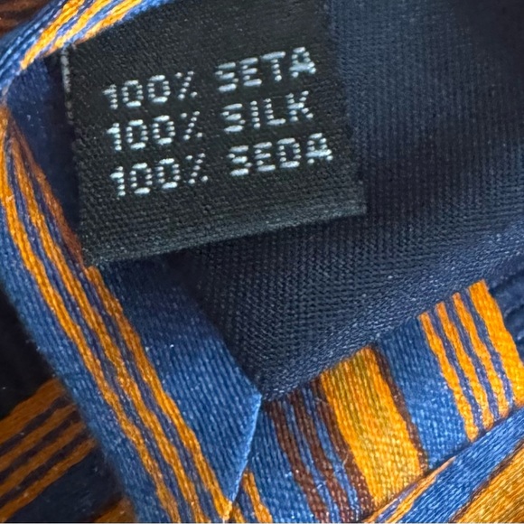 BUGATCHI Uomo Navy and Orange Striped Silk Tie Made In Italy - Picture 7 of 10